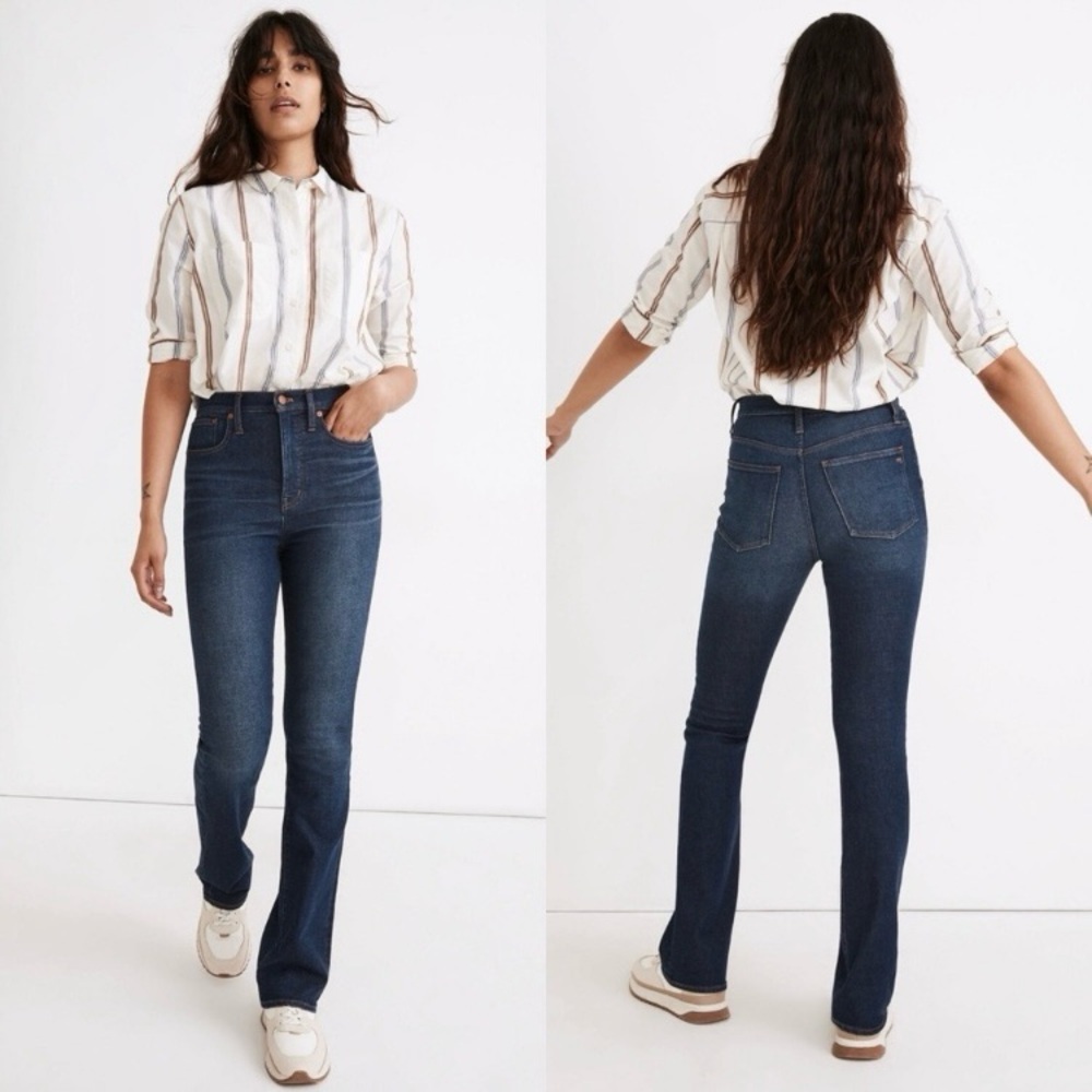 Madewell Women's Flare Jeans in Dark Blue